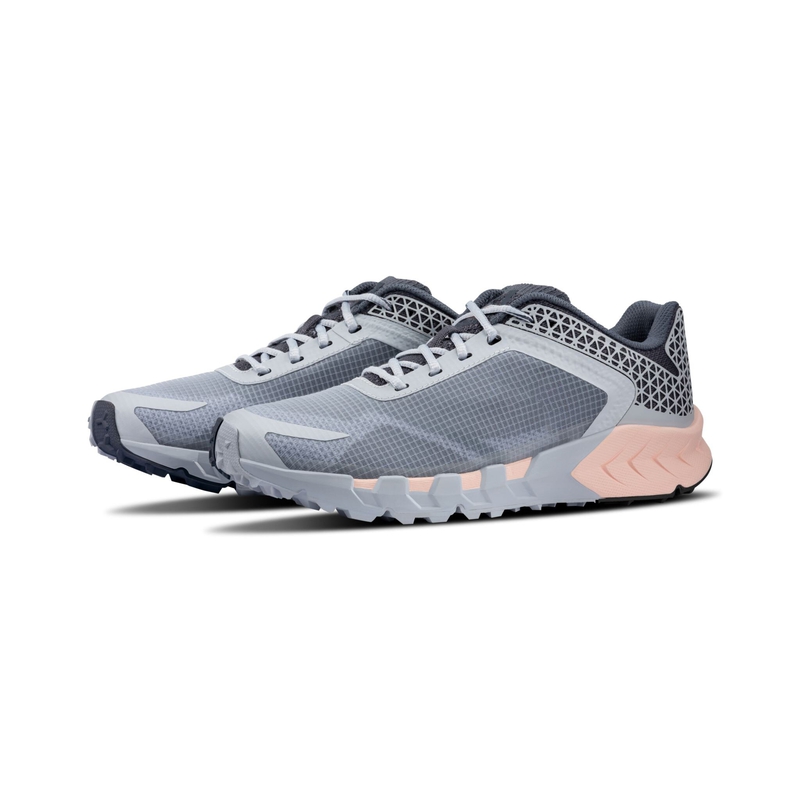 Women&rsquo;s Flight Trinity Running Shoes image number null