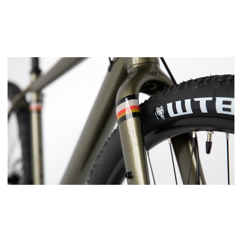 Salsa Journeyman Claris 650 Bike image number null